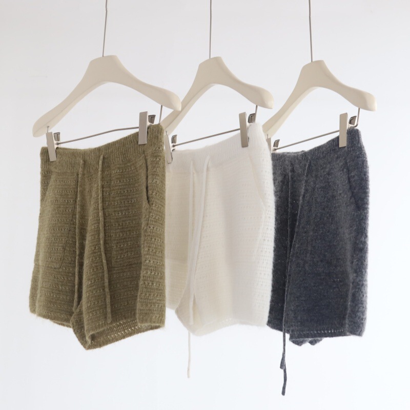 Raccoon wool and Tencel blend high-waisted slimming casual shorts, new autumn style, drawstring, double pockets, soft and skin-friendly knit pants Raccoon wool and Tencel blend high-waisted slimming casual shorts, new autumn style, drawstring, double pockets, soft and skin-friendly knit pants