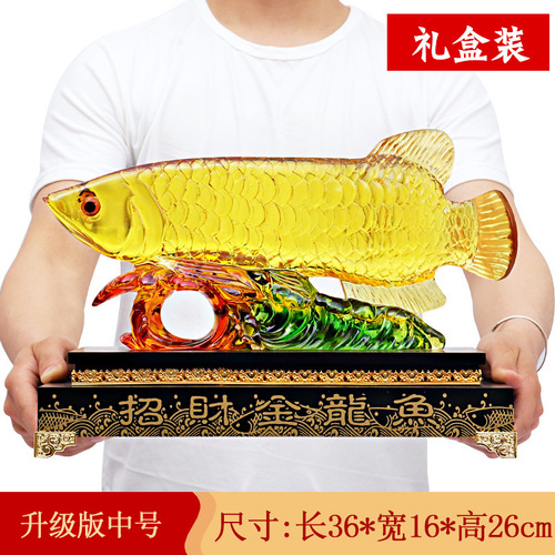Yiwu manufacturer resin imitation water glazed gold arowana ornaments creative Chinese style living room TV cabinet housewarming gift