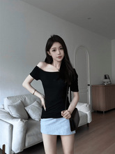 ��ճ�z�w�S���]����ɫ������Ů�¿�¶���ļ�һ�ּ�������������