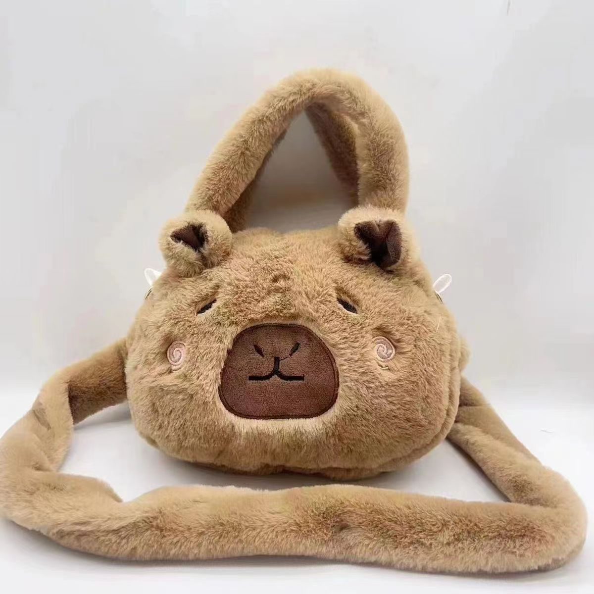 Small sweet potato popular capybara Plush Backpack female 2023 new schoolbag large capacity cute capybara small backpack