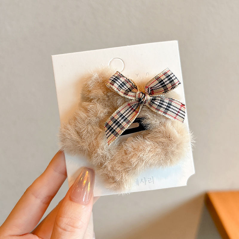 Invierno Meirard peluche estrellas clip de cabello de alta sensibilidad no lastimar el cabello de los niños lateral clip de cabello adornamiento para el cabello al por mayor