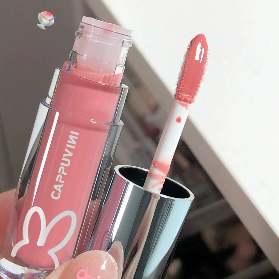 Glossy lip gloss, lipstick, makeup primer, mirror effect