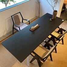 侘寂风炭化黑色实木餐桌大板桌实木工作台会议桌亚克力悬浮泡茶桌