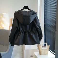 新款设计感秋季短风衣外套女连帽抽绳收腰显瘦上衣外穿洋气