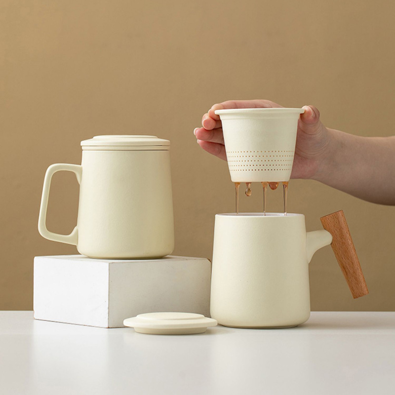 Casual Ceramic Tea Cup Tea Water Separation Cup Personal Home Office Filtered Water Cup Mug Mug Gift