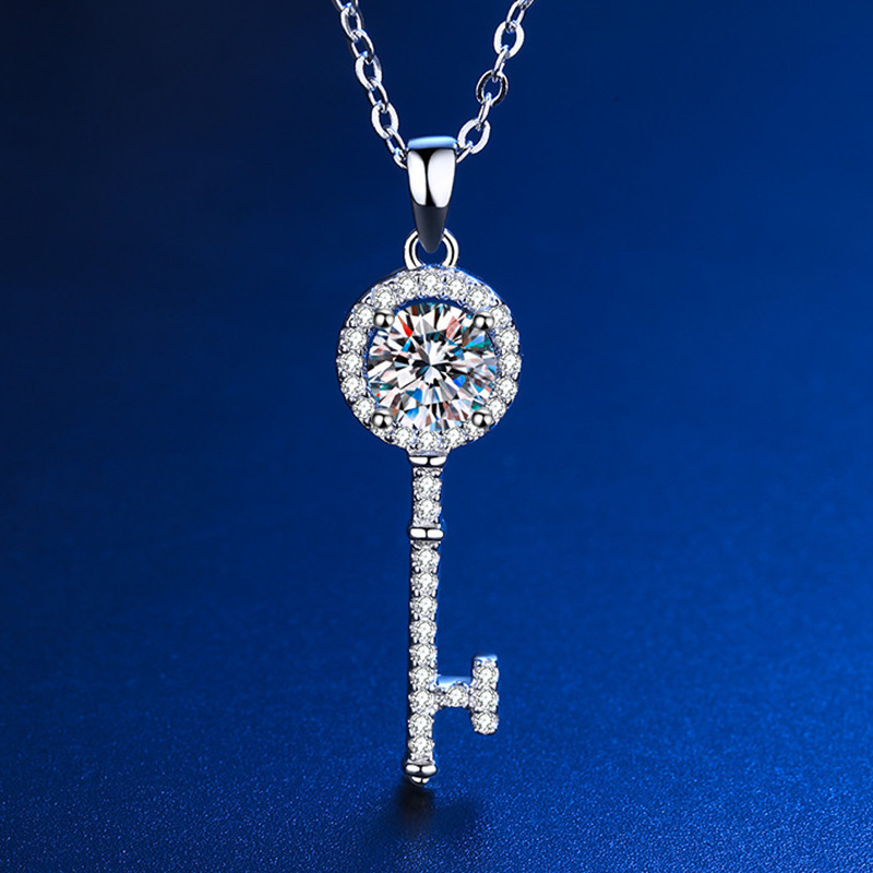 Collier clé X29 2 carats [avec chaîne]