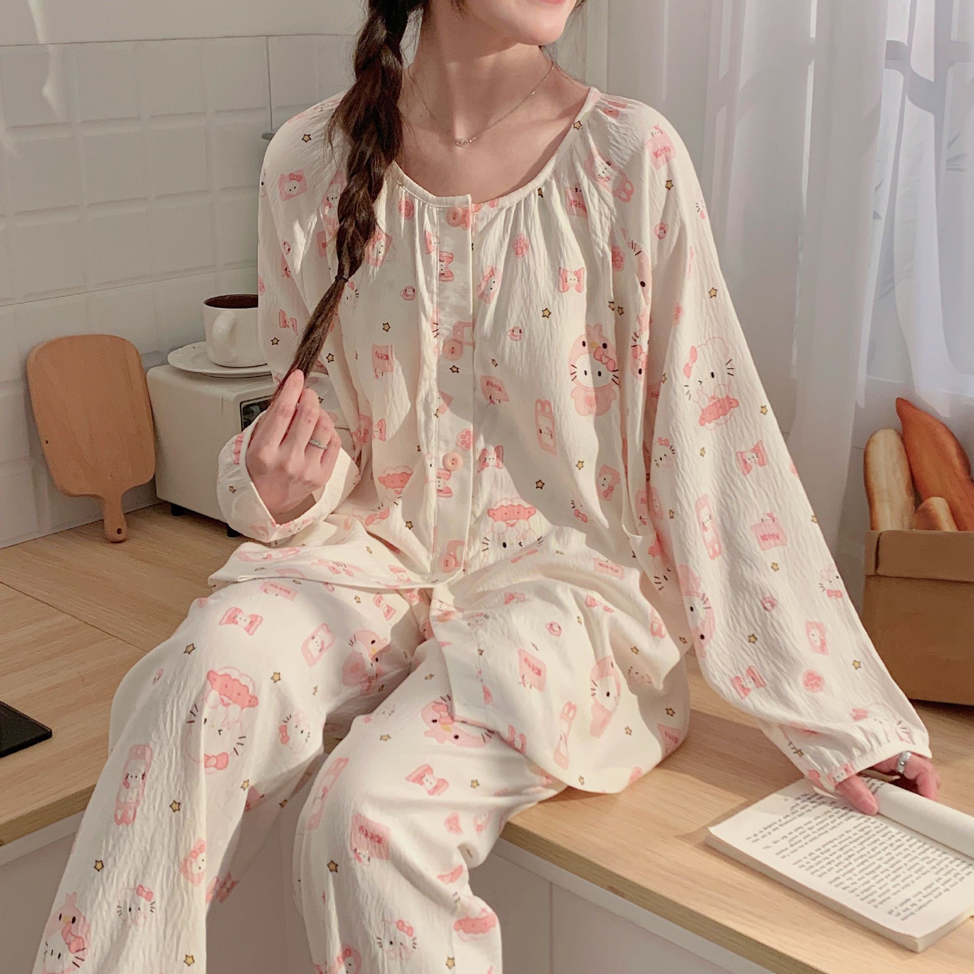 L678 # 【가슴 패드 포함】