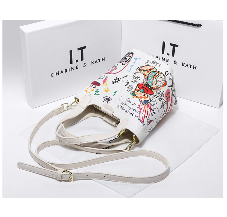 Little Bear Graffiti Basket Bucket for Women 2024 New High end Fashion Versatile Handheld Crossbody Bag_voghion.com