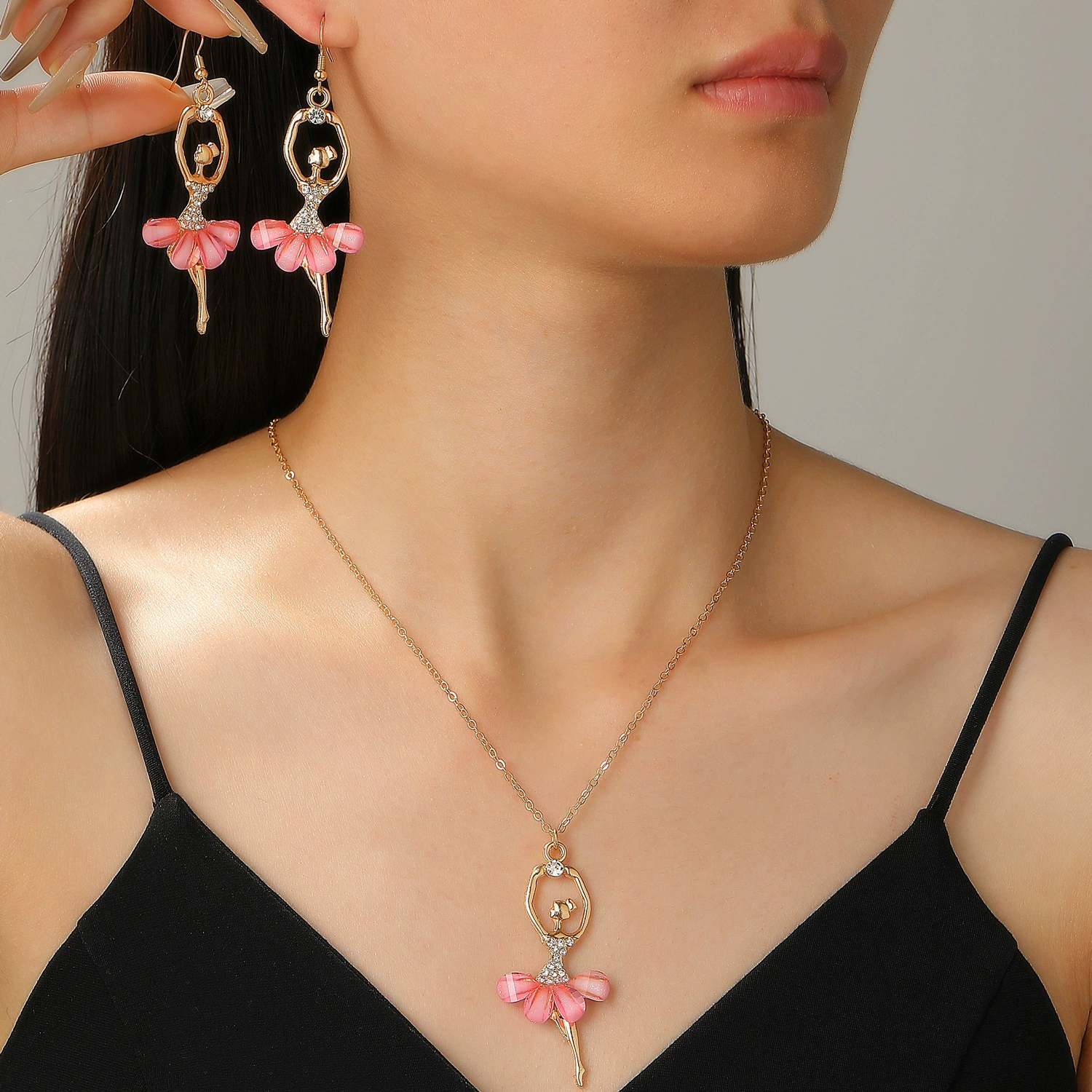 Fashionable dancing multicoloured necklace, pendant, wholesale