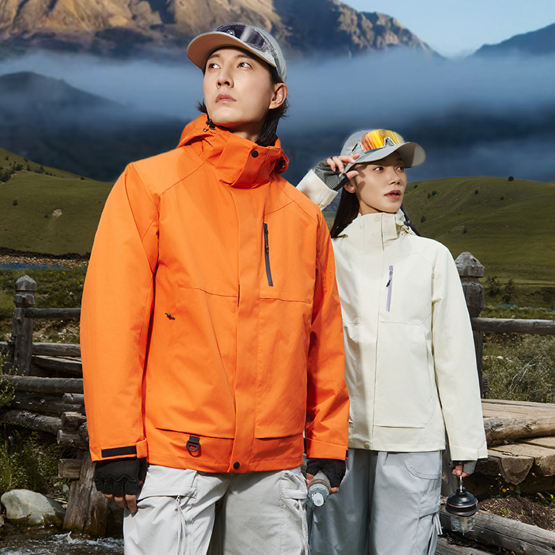 Três trajes de asalto personalizados de trabajo al aire libre 3 en 1 con capuzas de cáscara dura chaqueta suelta de peso ligero a prueba de viento e impermeable