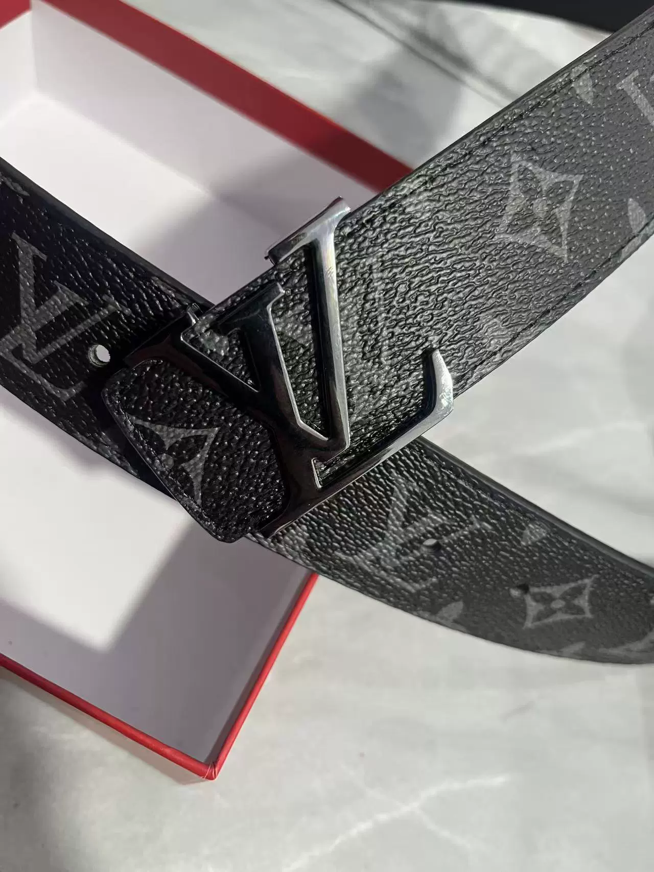Belt with letters, high-quality style