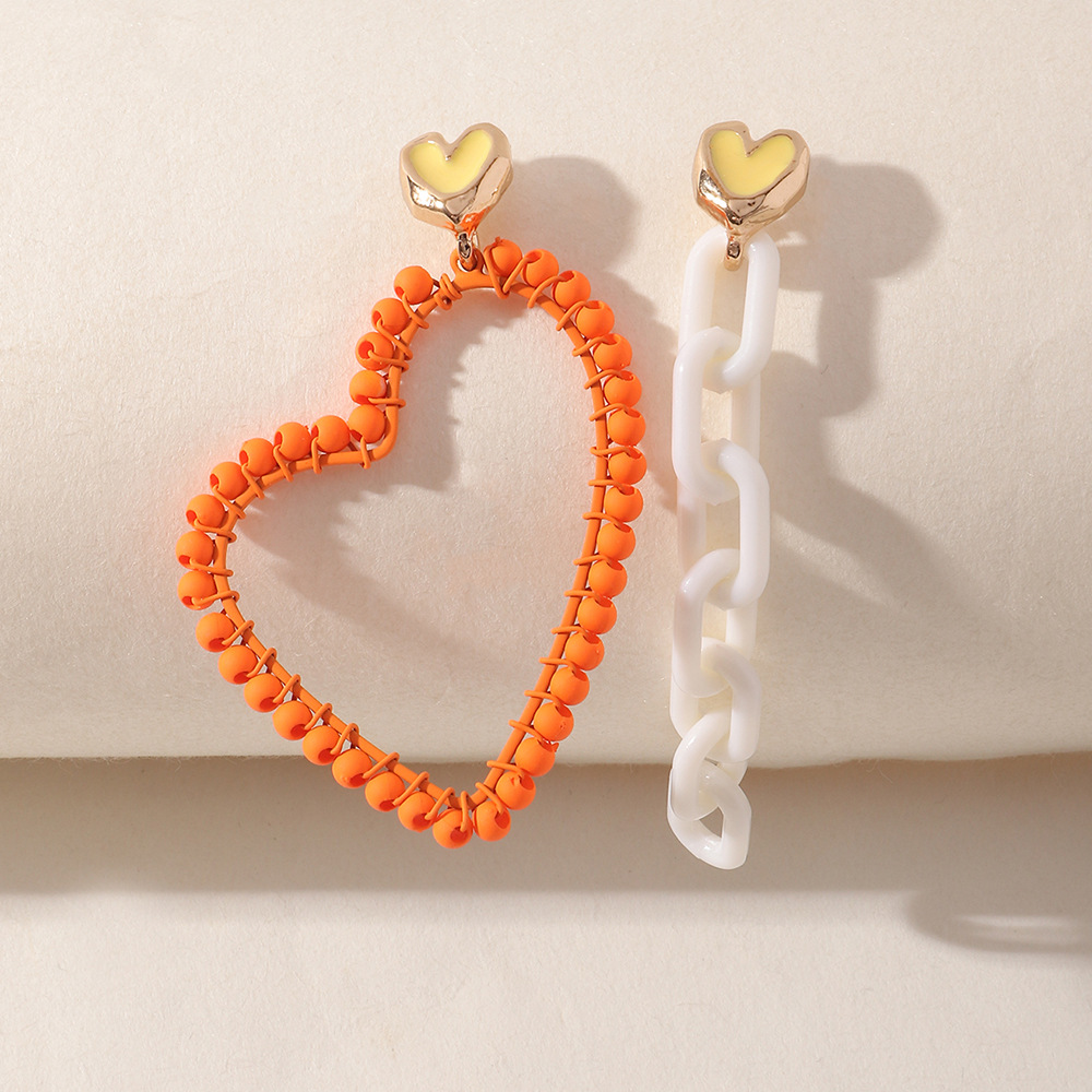 Wholesale Fashion Alloy Paint Heart Chain Asymmetrical Geometric Earrings Nihaojewelry display picture 5