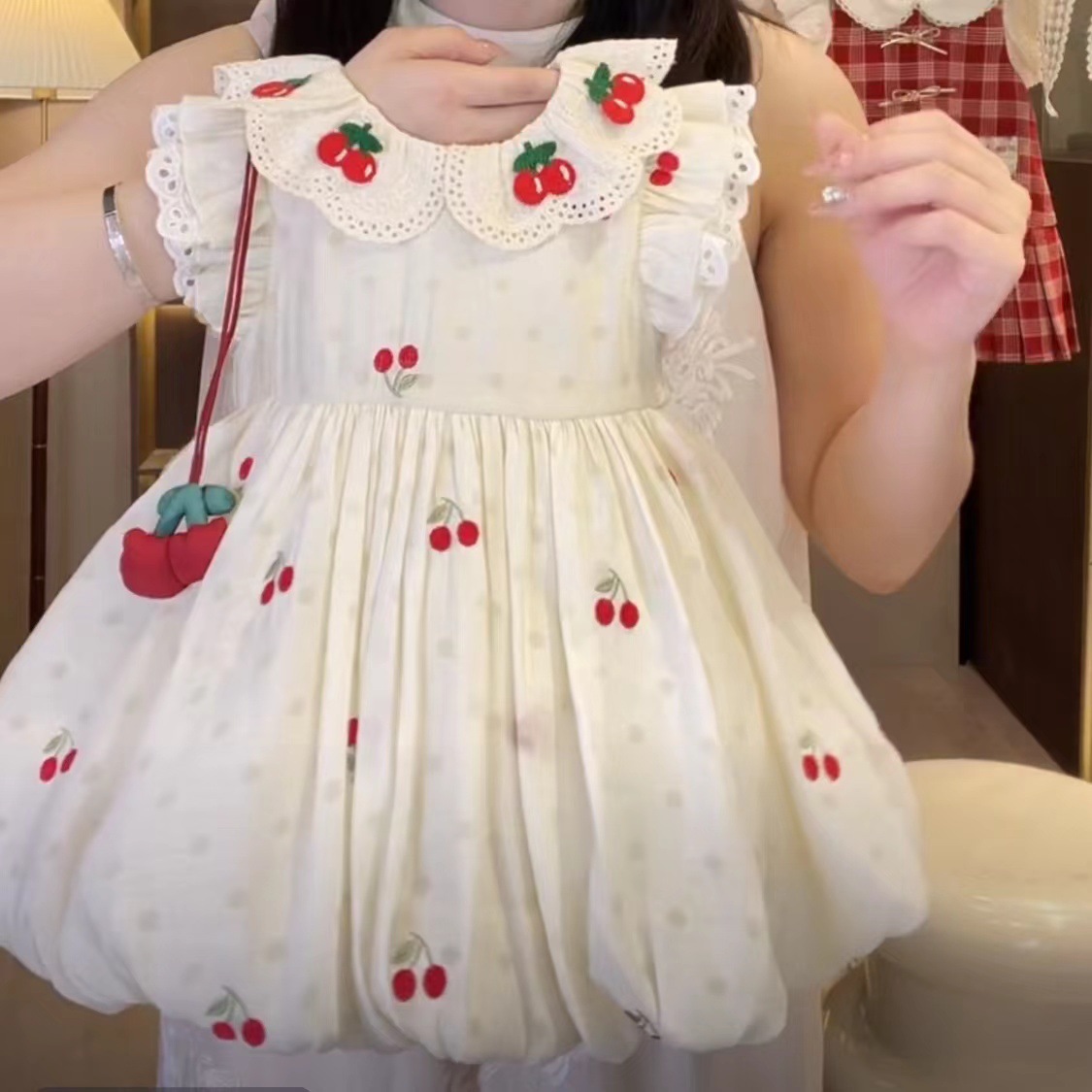 [Bolsos gratis] Vestido floral de cereza para niñas, tesoro femenino, vestido de princesa de capullo de flores de estilo extranjero, falda de verano de bebé