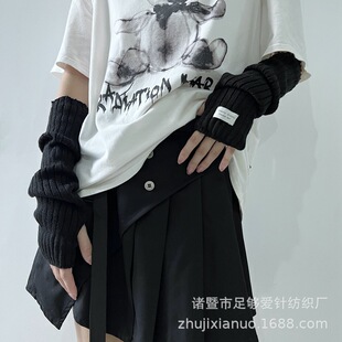 Xia Nuo European and American street cool girl arm sleeve cloth label finger sleeve wool knitted warm fake sleeve 246