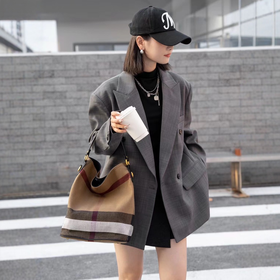 2024 새로운 면 및 리넨 토트 백 여성 캔버스 가죽 핸드백 핸드백 대용량 쇼핑백 미라 백