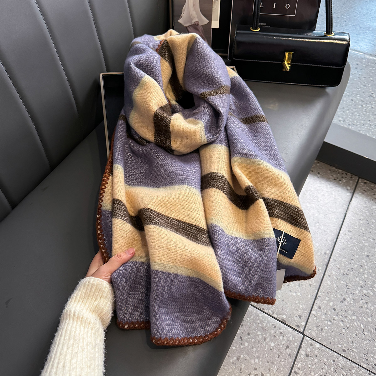 2026 Fall/Winter New Collection: Cashmere Scarf For Women, High-End Feel, Winter H-Letter Luxury Lightweight Cape, Thick And Warm Neckwear_voghion.com