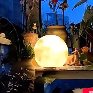 Internet celebrity ins moon light hotel coffee shop outdoor courtyard decoration moon light led waterproof solar lawn light