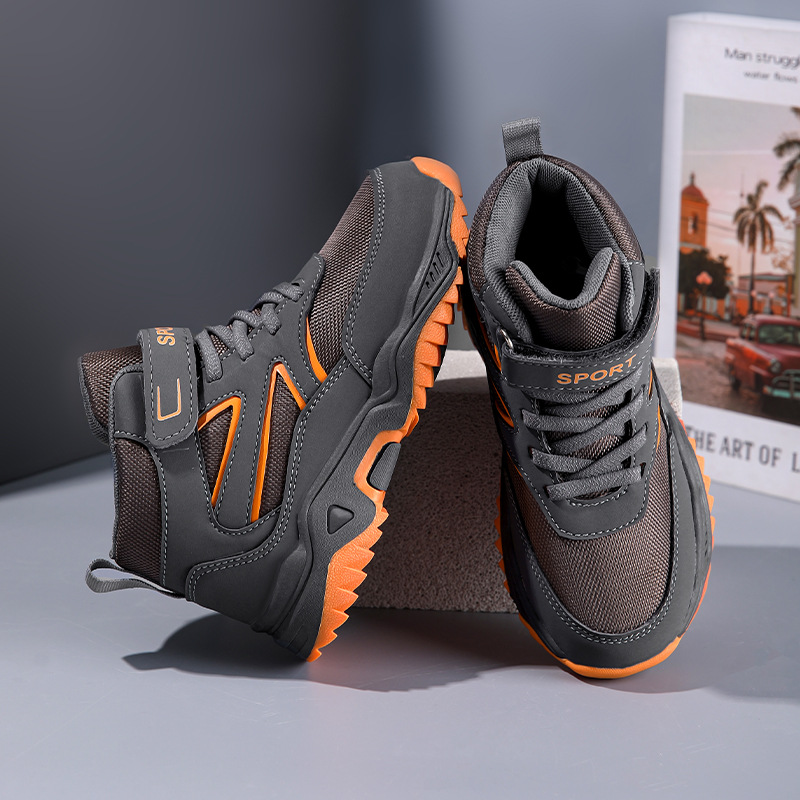 Zapatos para niños nuevos zapatos ensanchados de cabeza ancha para niños zapatos de senderismo al aire libre zapatos deportivos anticolisión zapatos de cabeza grande para niños al por mayor