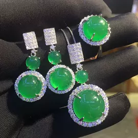 玉器工艺品;手镯;项链