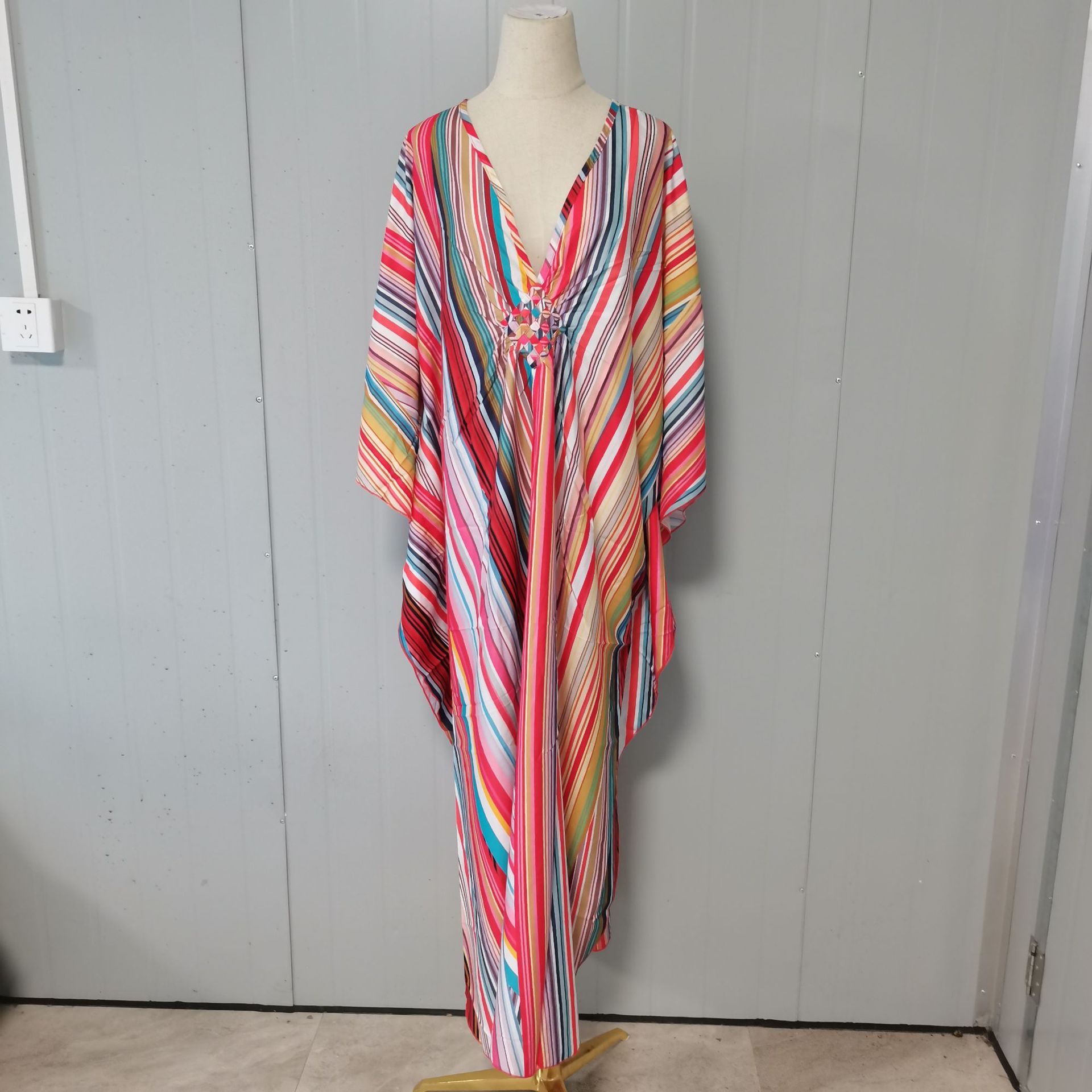 Europa y América nueva playa blusa suelta más tamaño traje de vacaciones bikini protección solar camisa traje de baño blusa exterior 5D195