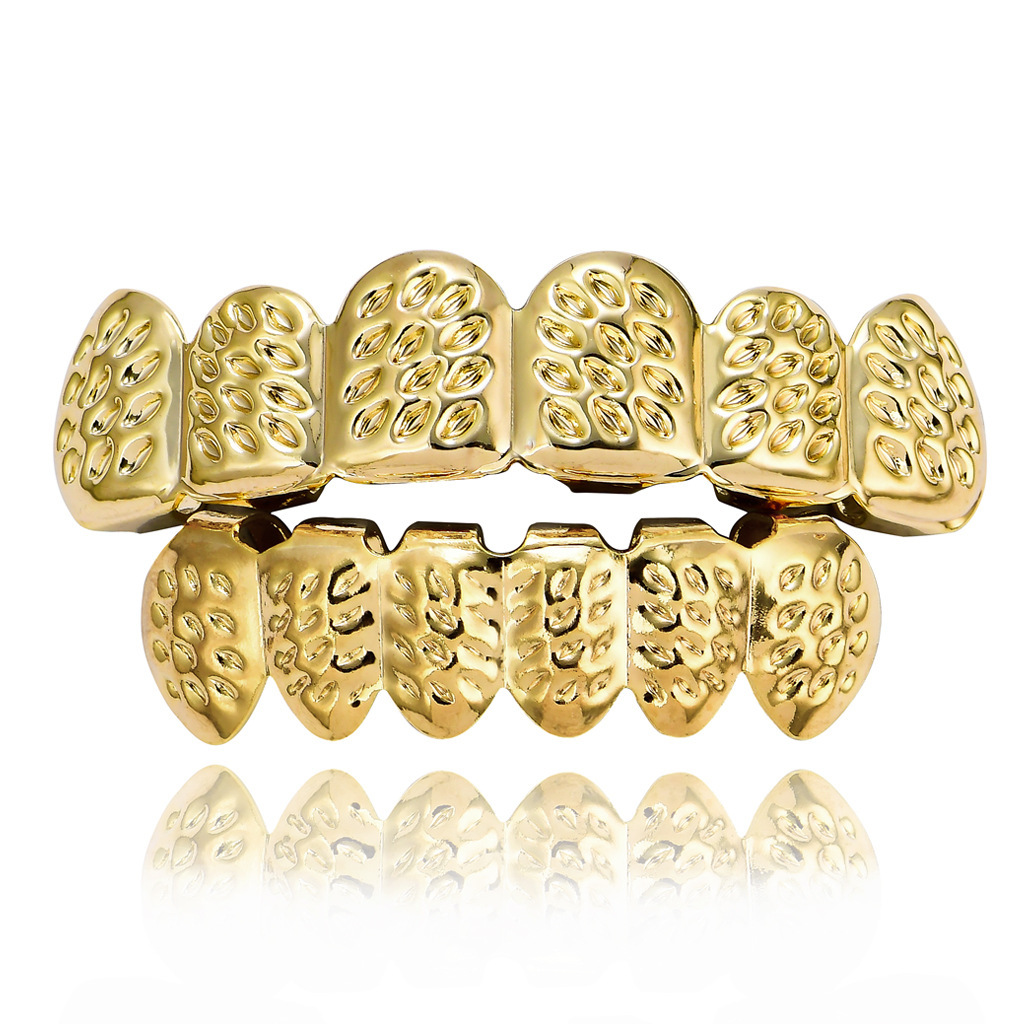 Europeo y americano nuevo hip hop personas real chapado en oro tirantes cóncavo-convexo Plaid textura hip hop tirantes grandes dientes de oro