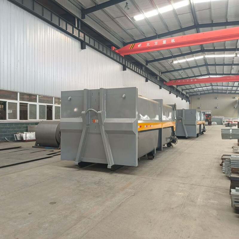 Large compressor compaction box mobile split compression garbage station garbage compression box track compression extrusion machine