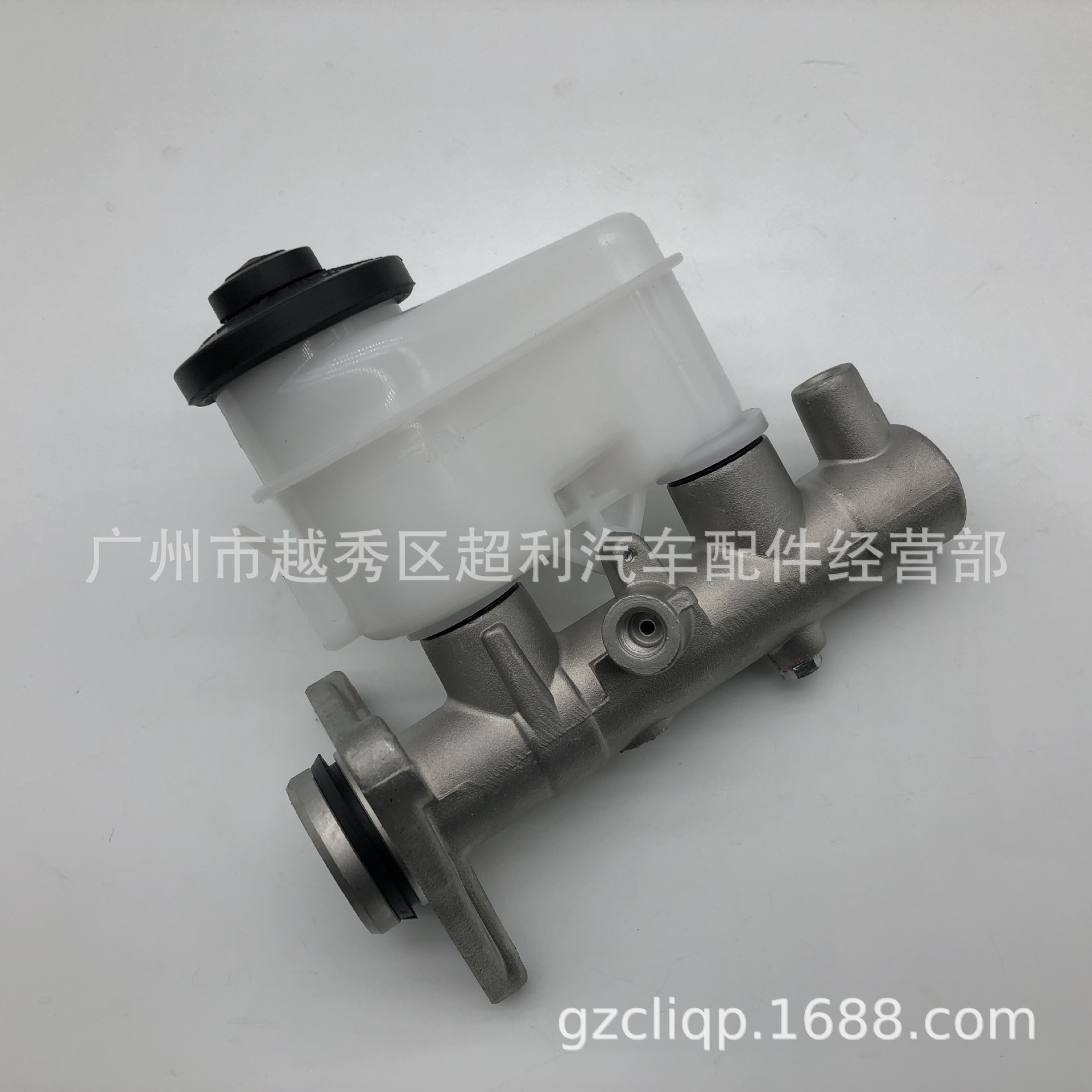 Applicable 47201-12800 47201-12700 47201-02010 AE100 AE101 brake master cylinder