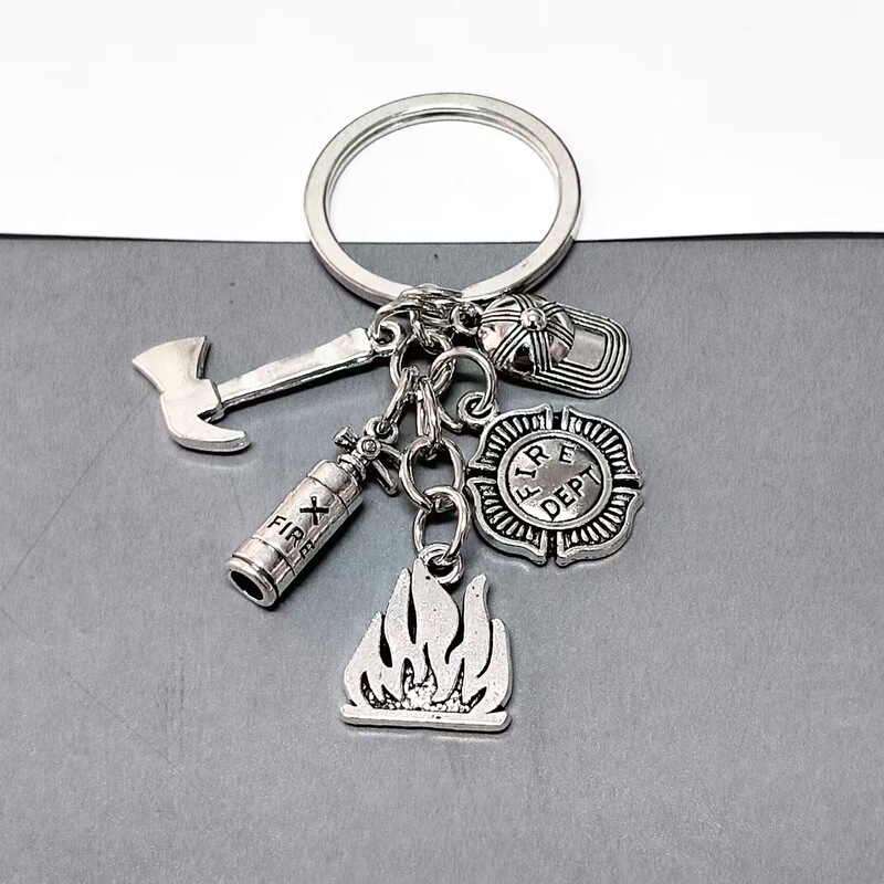 Creative Metal Firefighter Hat Keychain Fire Extinguisher Flame Fire Alarm Badge Hero Keychain