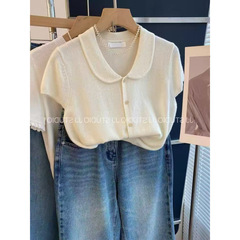 韓国系のピンクの子供の襟の氷の糸の正肩の半袖のtシャツの女性の夏の小さい背の短いニットのカーディガンの上着は薄いです。