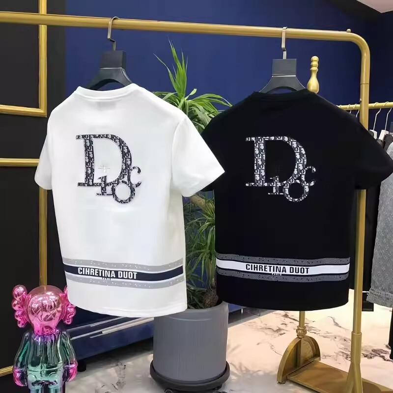 2026 High-Quality Men's T-Shirt with Exquisite Letter Embroidery on the Back, Fashionable and Versatile, Summer Bestseller, Trendy Brand Short-Sleeve Top 2026 High-Quality Men's T-Shirt with Exquisite Letter Embroidery on the Back, Fashionable and Versatile, Summer Bestseller, Trendy Brand Short-Sleeve Top