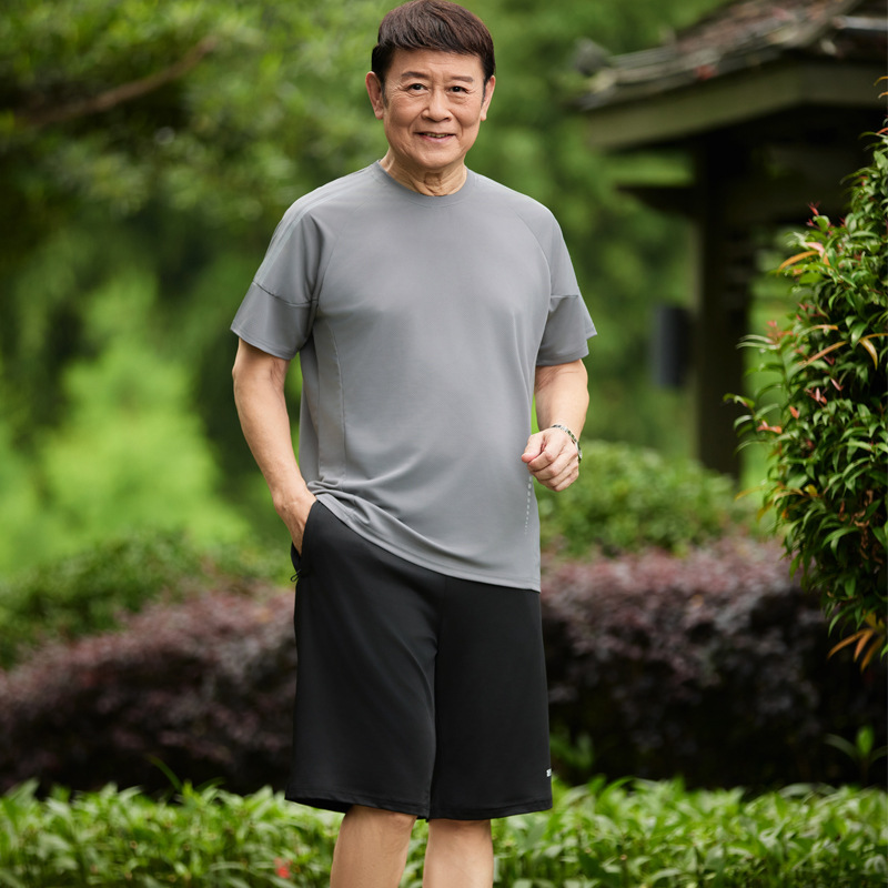 회색 (짧은 소매 반바지)