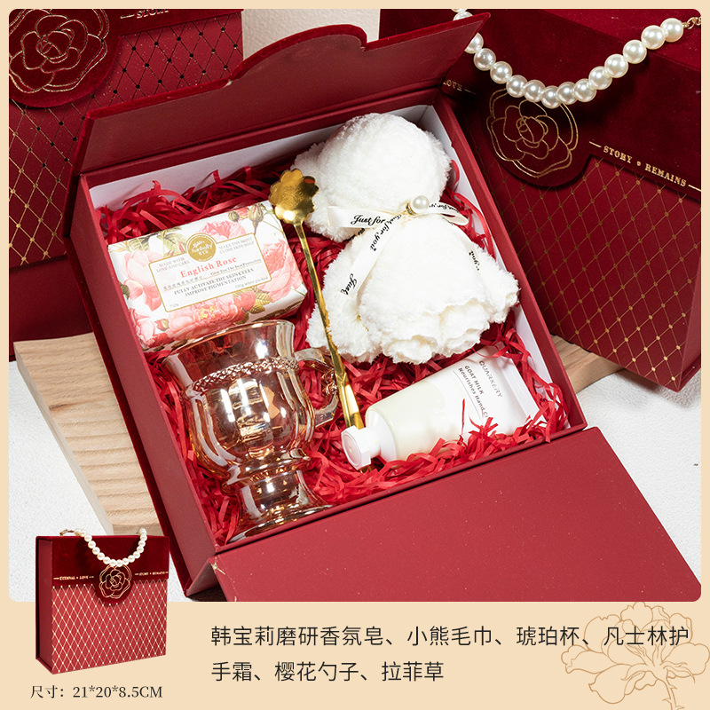 ツバキの花の結婚のお土産セットの完成品はお客様にお連れします。|undefined