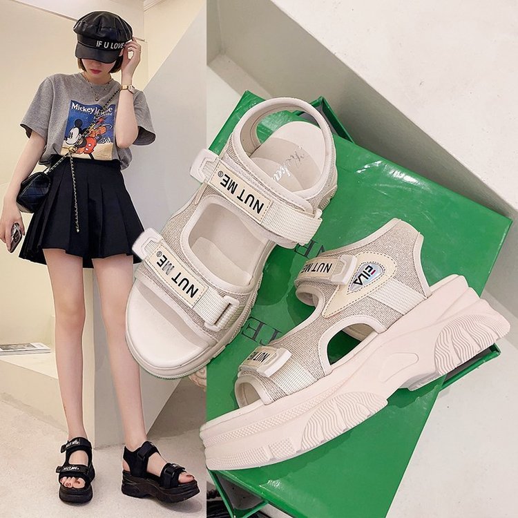 運動涼鞋2021年新款夏季女鞋軟底輕便平底厚底松糕ins潮休閑百搭