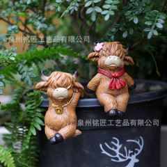 卡通情侣高地牛盆挂鱼缸边缘挂件花园花盆边缘悬挂装饰品动物摆件