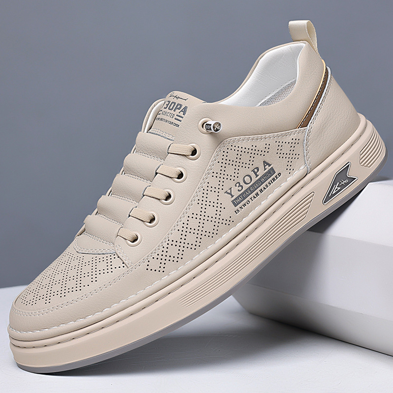 Zapatos de hombre 2026 primavera nuevos zapatos de skate huecos transpirables con un pedale agujero zapatos de cuero deportivos casuales versátiles zapatos blancos pequeños