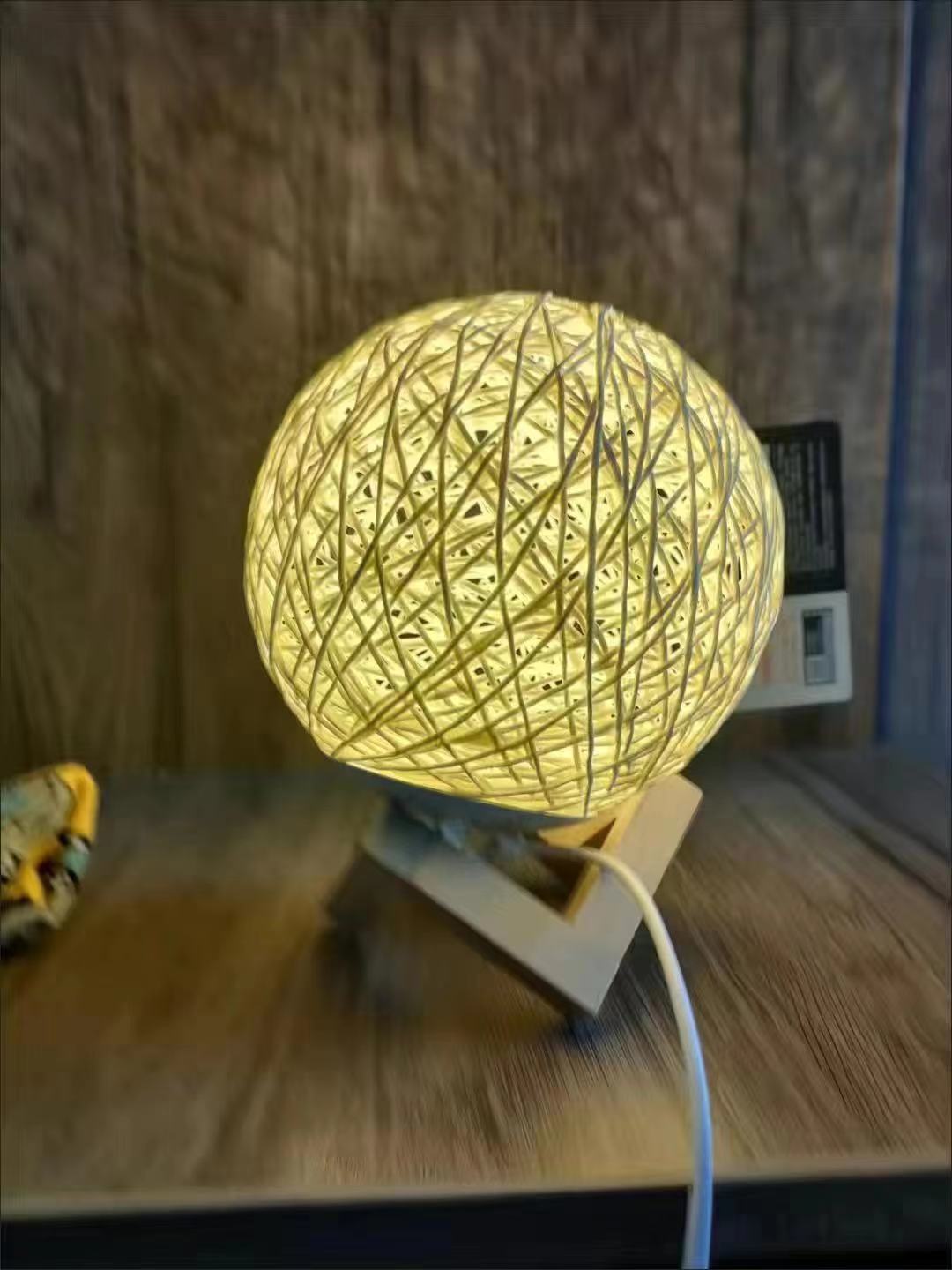 镂空毛線纏繞可調節小夜燈創意led藤球小夜燈USB麻繩木