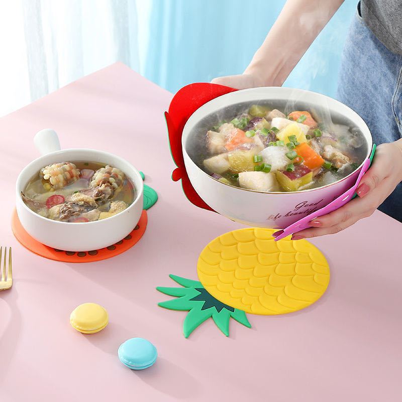 Silicone non-slip cartoon table mat