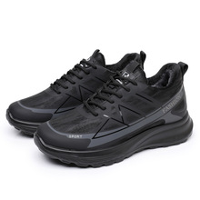 2025年冬款轻便新款男士运动鞋纯黑防臭休闲软底软面跑步休闲鞋