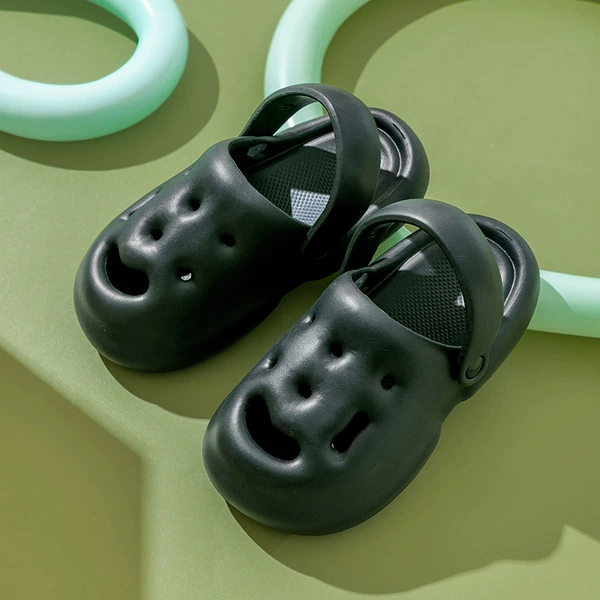 Black (bare shoe)