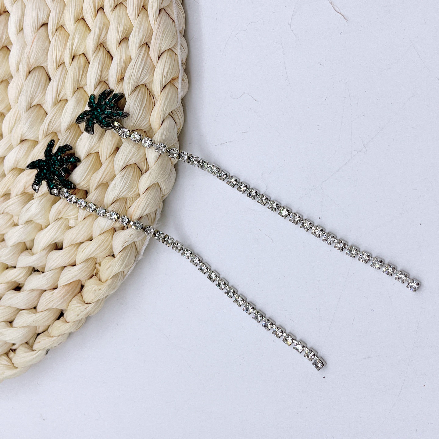 1 Pair Tassel Retro Alloy Drop Earrings display picture 3