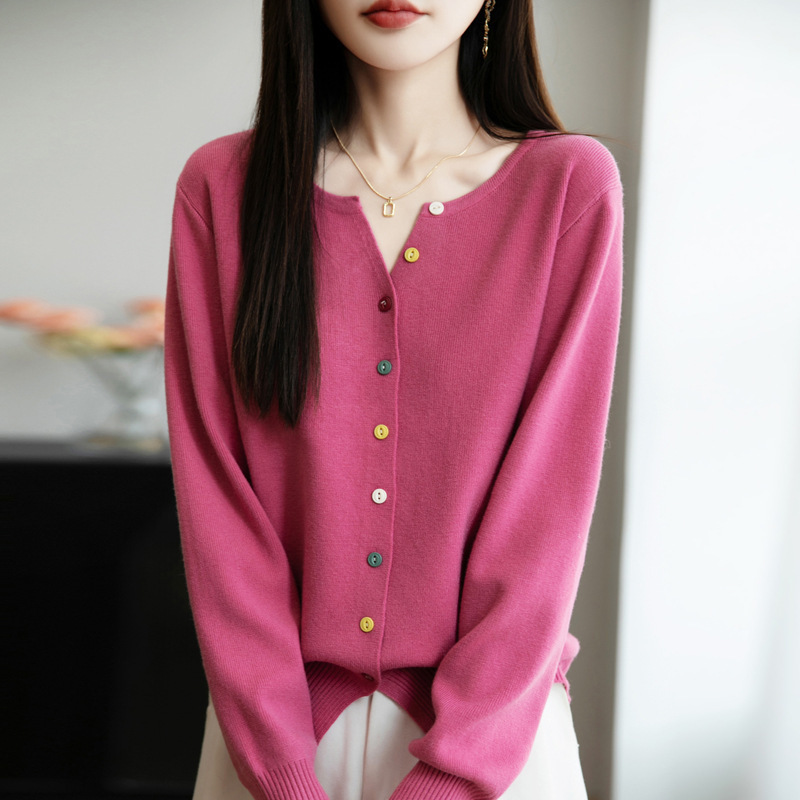 韩系彩色扭扣V领针织开衫女秋冬新款外穿圆领软糯纯色毛衣外套女|undefined
