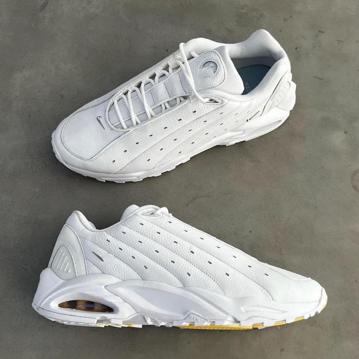 Hot Step Nocta Sports Shoes Air Cushion Basketball Shoes Retro Sports Casual Shoes Lychee Pattern Men's and Women's Jogging Shoes