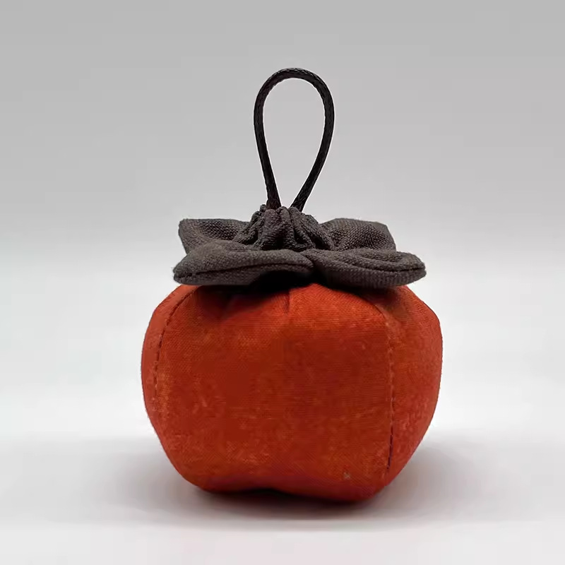 Patchwork hecho a mano DIY bordado material paquete Lu bordado novato caqui colgante niños regalo caqui bolsita