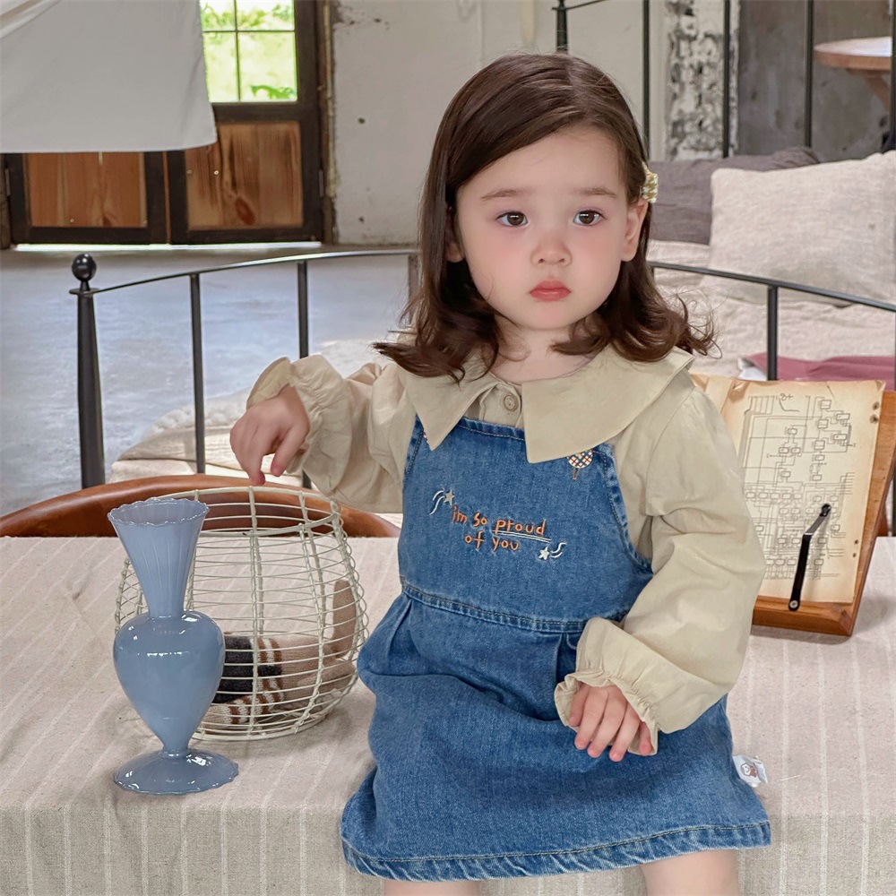 2024 otoño nuevo estilo de moda niña coreana de dos piezas tesoro femenino con tirantes falda camisa traje bebé otoño