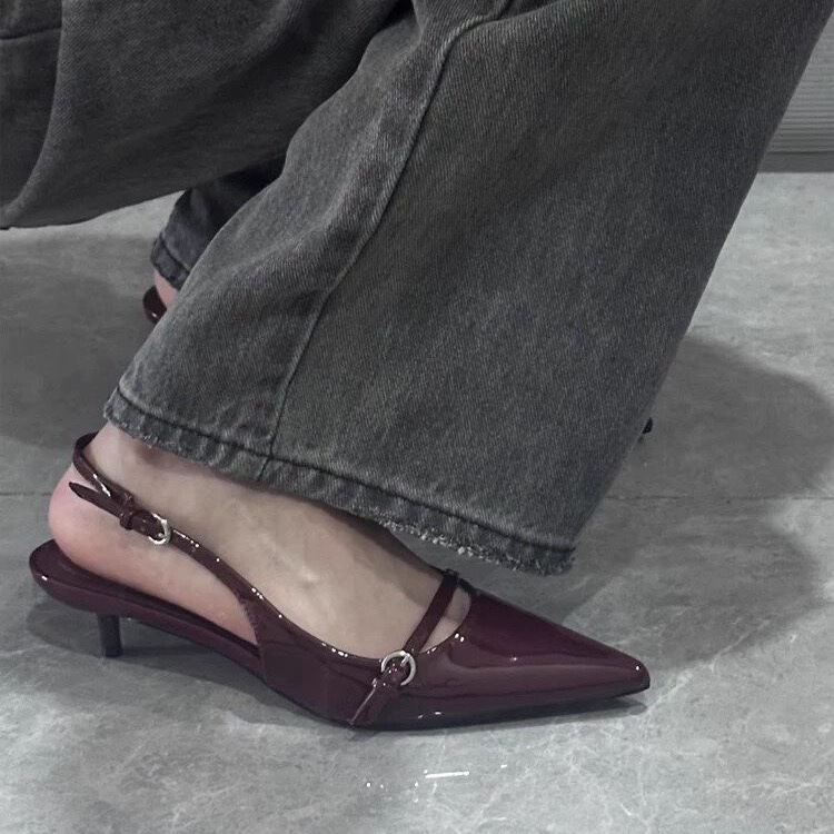 2026 Spring/Summer New Style Sexy Kitten Heel Women's Shoes Pointed Toe Elegant Closed-Toe Backless Fashion Sandals High Heels