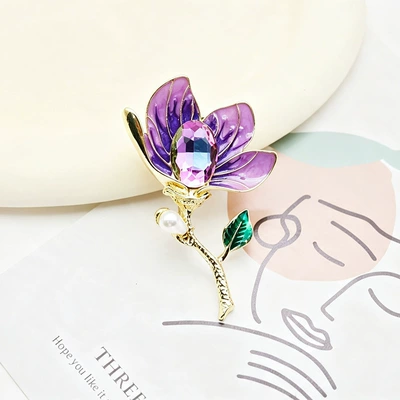 Yaxa sancaqları enamel brooch with crystal flower