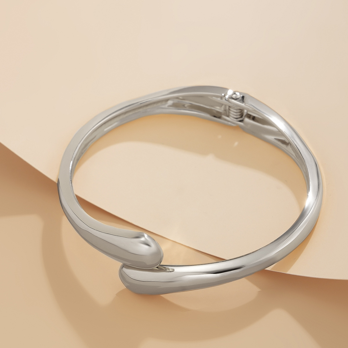 32g Weight Bangle Classification Alloy Chain Material Street Occasion Alloy Material Geometric Pattern Women's Gender Plating Design Exaggerated Style Exaggerated Geometric Alloy Bangles Wholesale 12