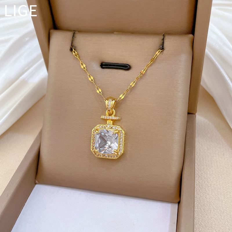 【 Titanium Steel 】 Perfume full diamond fashion, light luxury style, luxurious quality, full diamond necklace, versatile for women, collarbone chain, titanium steel chain pic 9