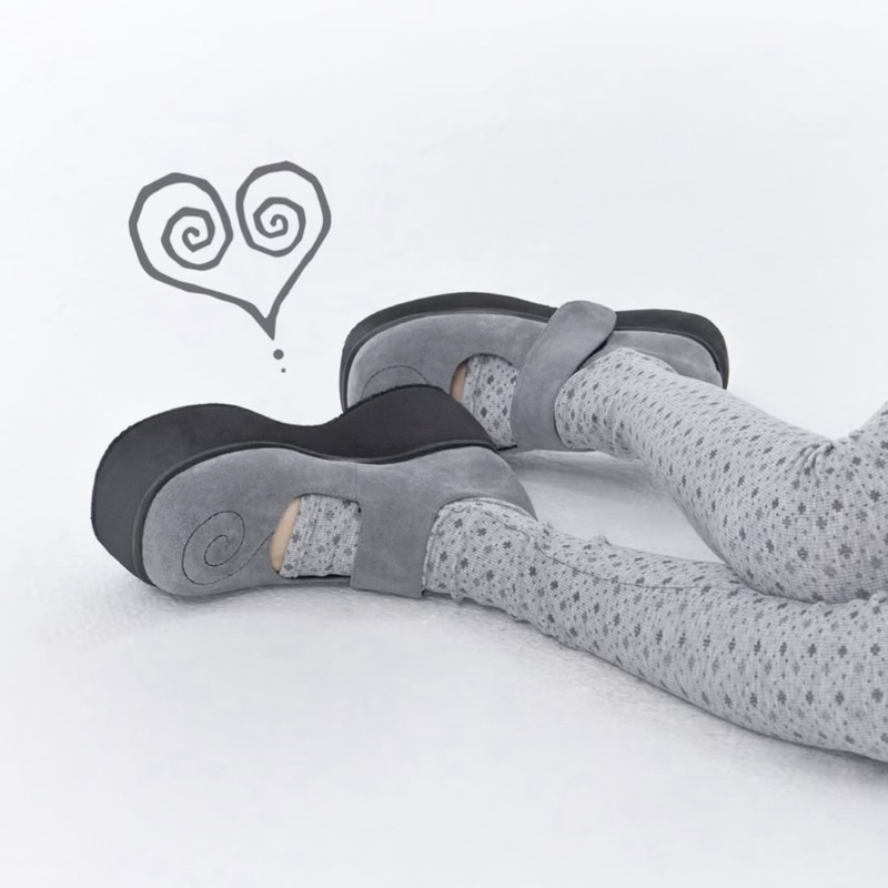 Korean new sweet Mary Jane shoes for women, 2026 autumn new style, height-increasing with Velcro closure, shallow-toe flats for petite women Korean new sweet Mary Jane shoes for women, 2026 autumn new style, height-increasing with Velcro closure, shallow-toe flats for petite women