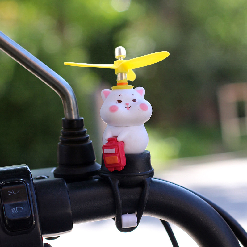 Lindo molino de viento bicicleta bicicleta eléctrica decoración de motocicleta patito decoración de coche celebridad de Internet animal de dibujos animados